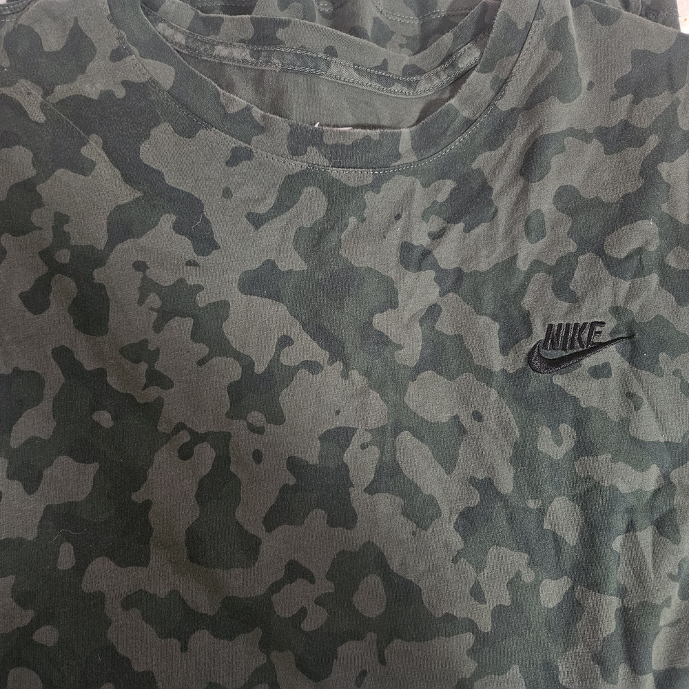 Nike Olive & Black Camo Crewneck Tee